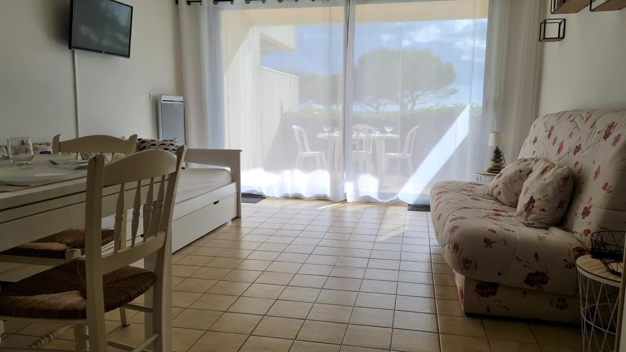 Saint Georges De Didonne - Vue Mer Pour Ce Studio Cosy En Rez-De-Chaussee エクステリア 写真